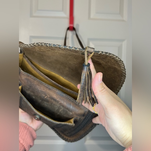 Patricia Nash crossbody bag with suede interior great condition! - Picture 6 of 12